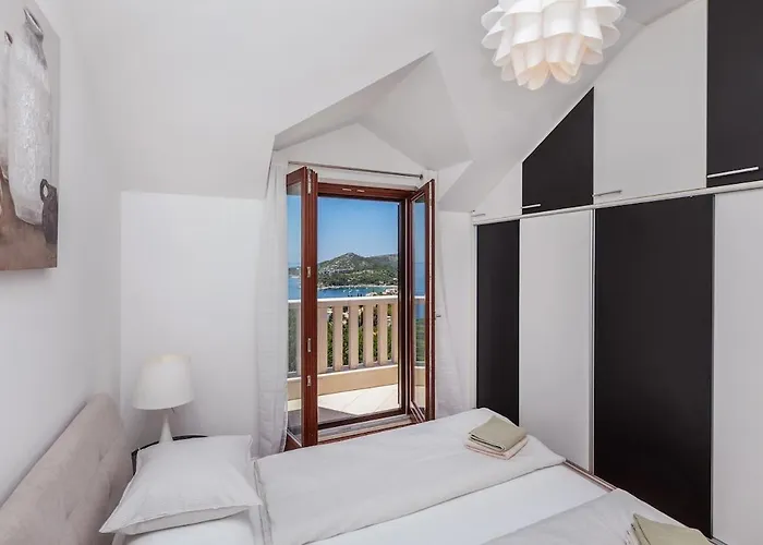 Apartamento Generous Seaview For 6 Franito #1 Mlini