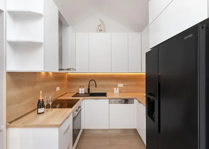 Apartamento Generous Seaview For 6 Franito #1 *