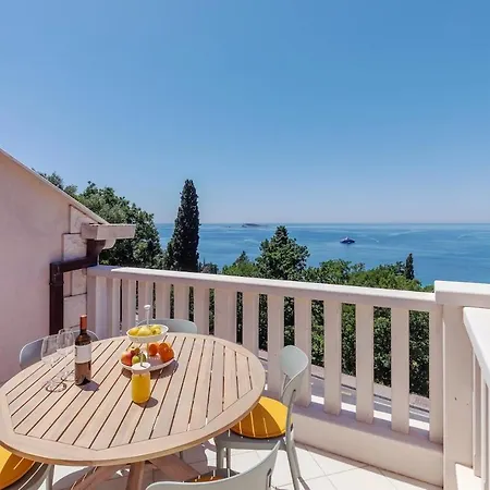 Apartment Generous Seaview For 6 Franito #1 Mlini