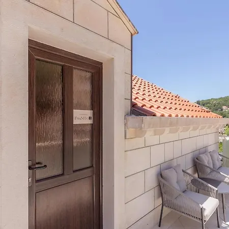 Apartment Generous Seaview For 6 Franito #1 *