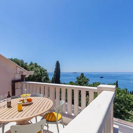 Generous Seaview For 6 Franito #1 Apartment Mlini