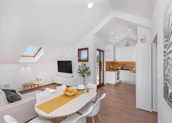 Appartement Generous Seaview For 6 Franito #1 *
